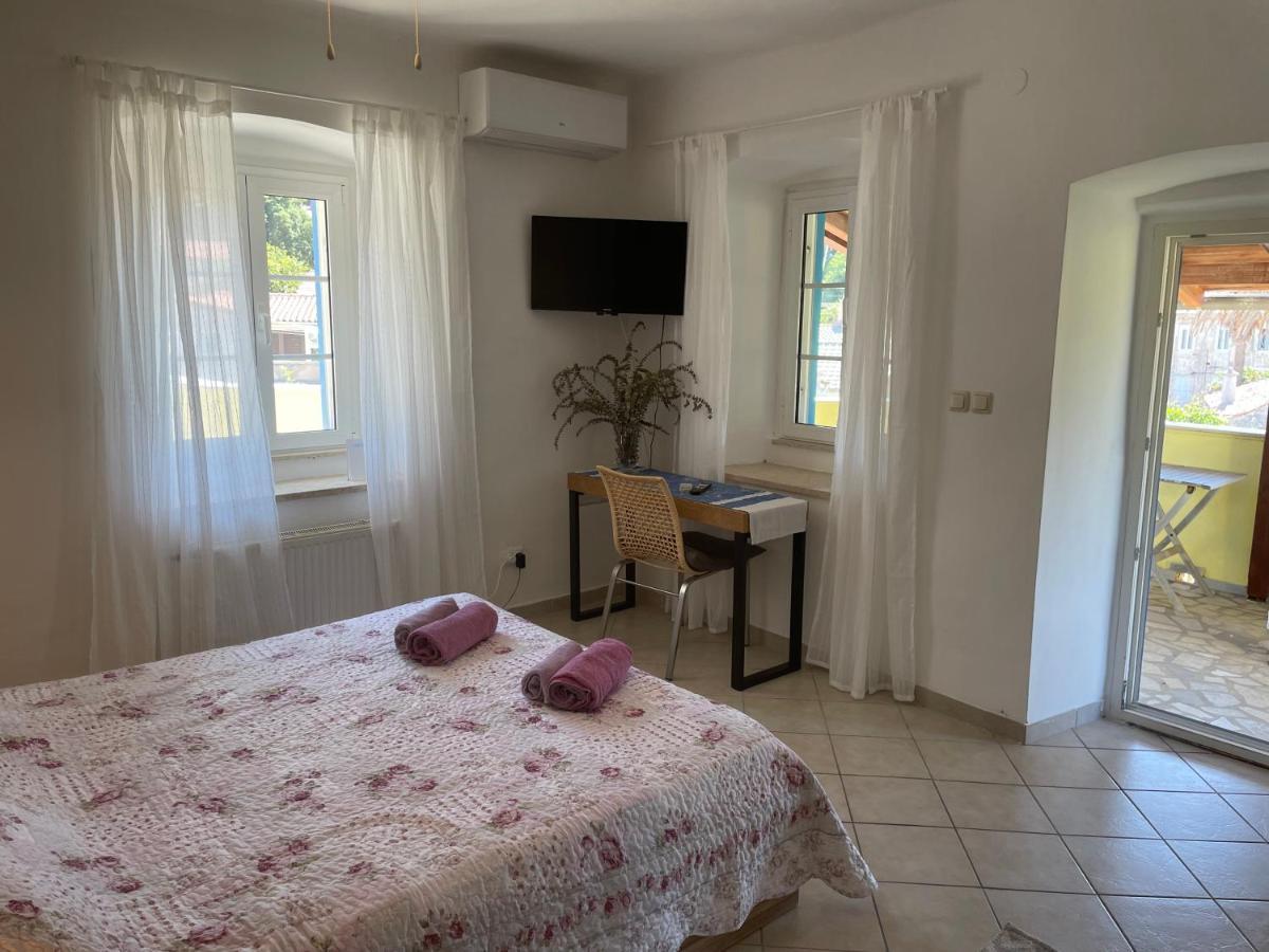 Hotel Pjacal Veli Lošinj Exterior foto